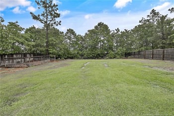 94 Heatherwood Dr, Lillington, NC 27546
