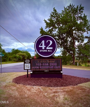 94 Lunker Ln, Holly Springs, NC 27540