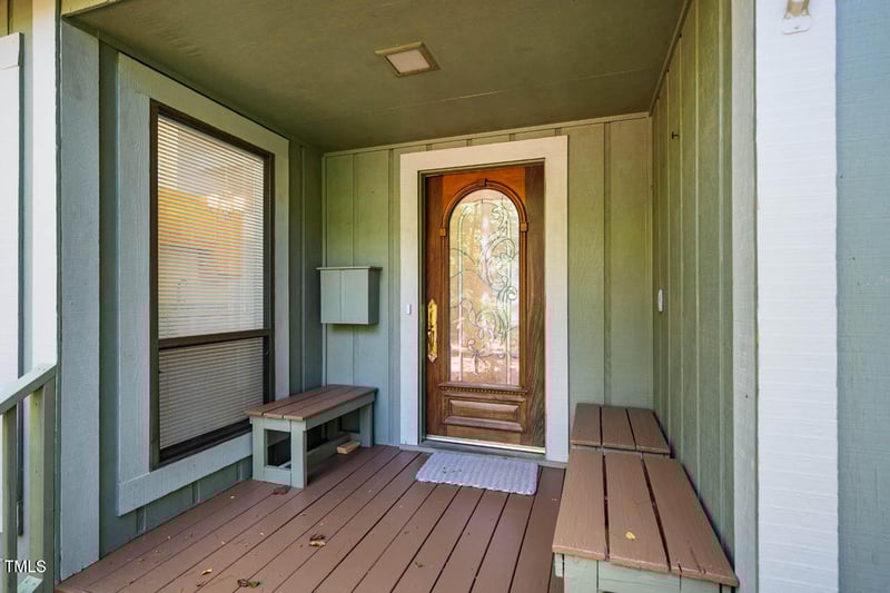 94 Meadow Rn, Pittsboro, NC 27312