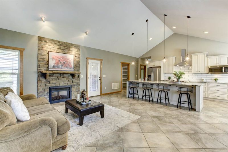 94 Mia Bello Ct, Clayton, NC 27520