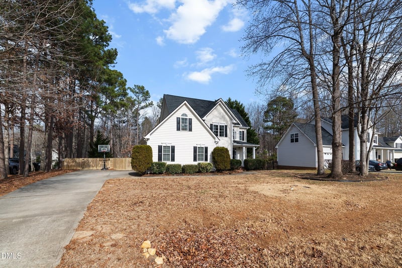 94 Normandy Dr, Clayton, NC 27527