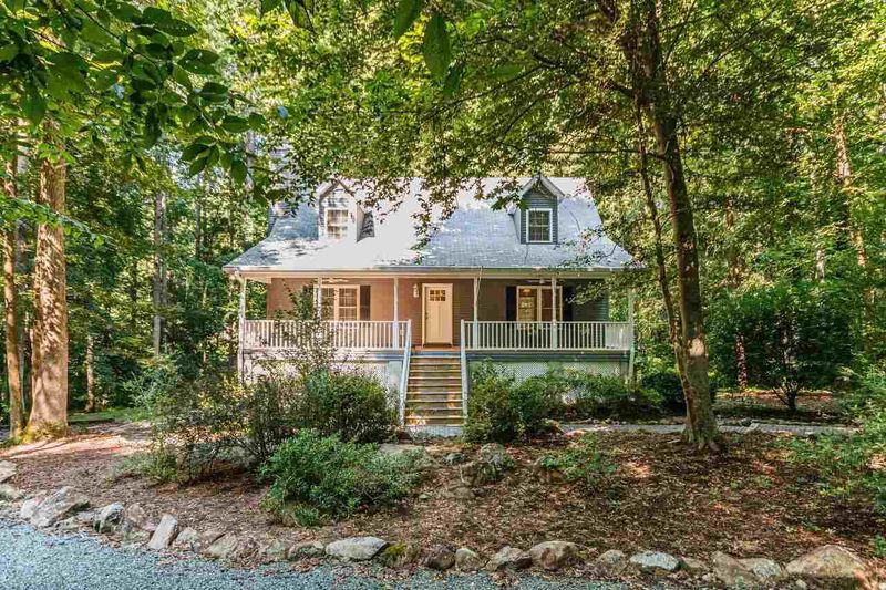 94 Robert Ln, Pittsboro, NC 27312