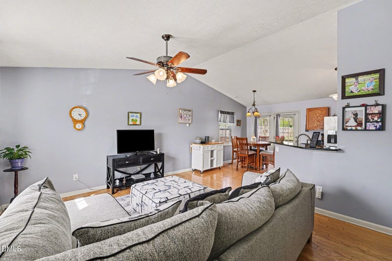 94 Silverstone Dr, Pittsboro, NC 27312