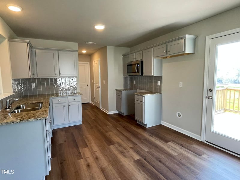 94 Starry Sky Dr, Benson, NC 27504