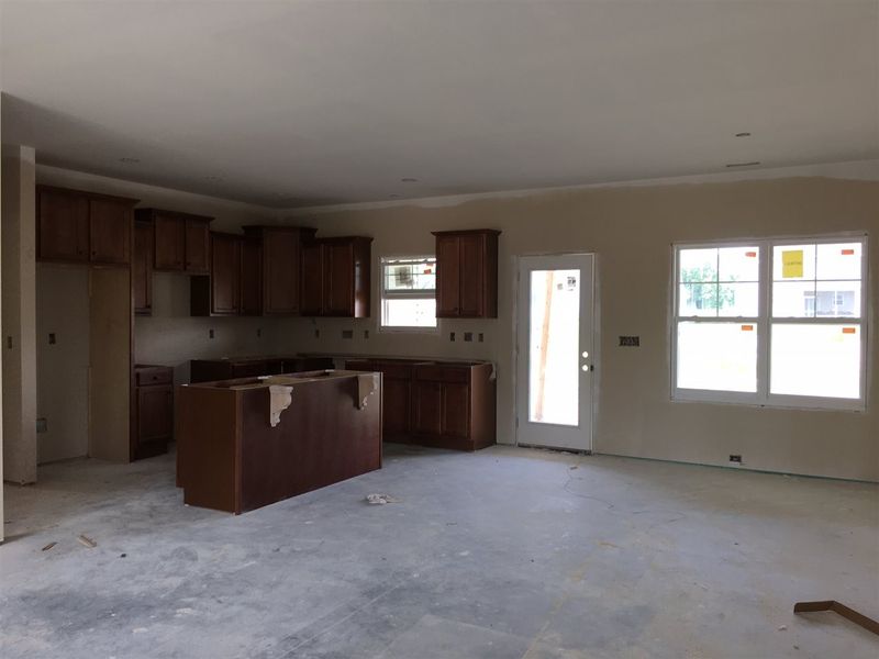 94 Thurman Dr, Clayton, NC 27520