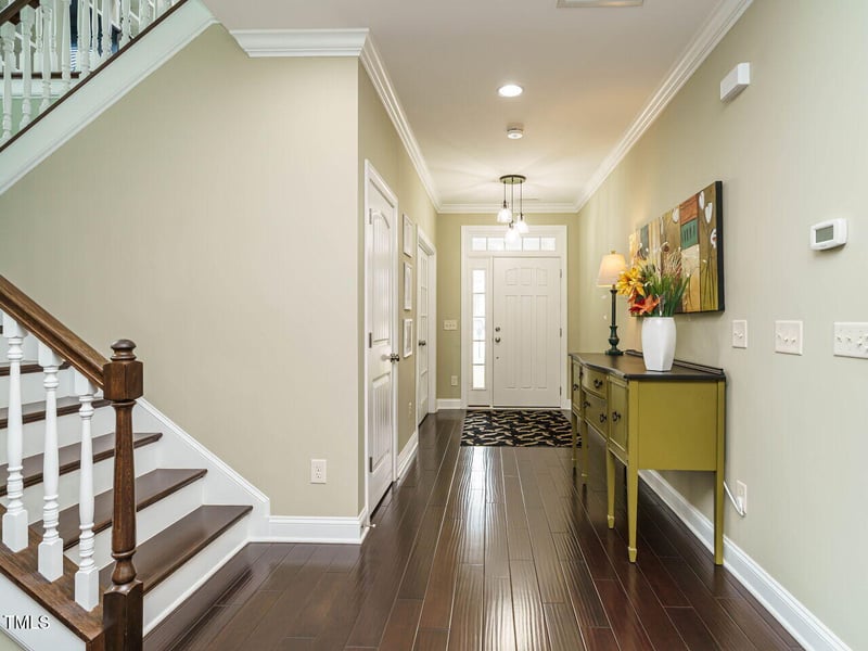 94 Woods Manor Ln, Clayton, NC 27527