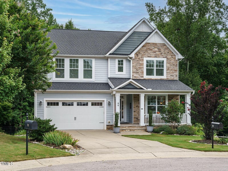 94 Woods Manor Ln, Clayton, NC 27527
