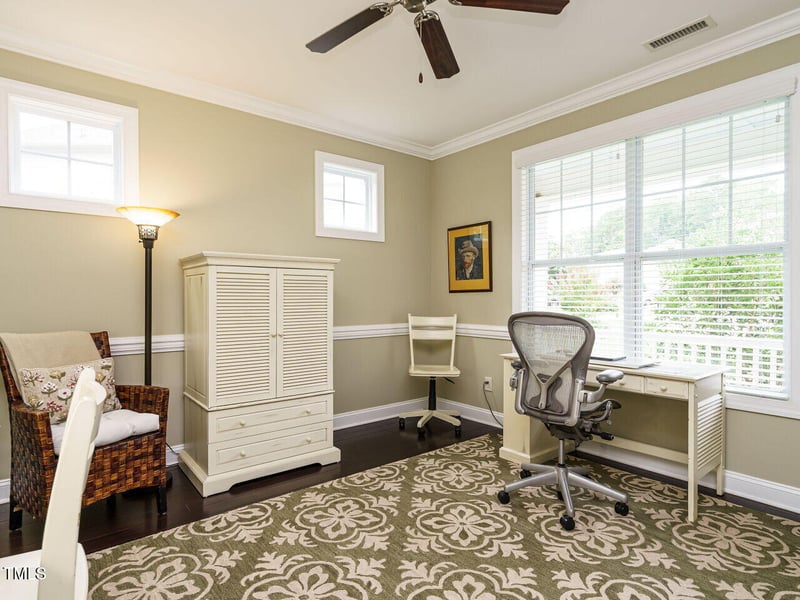 94 Woods Manor Ln, Clayton, NC 27527