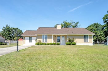 940 Brookridge Dr, Fayetteville, NC 28314