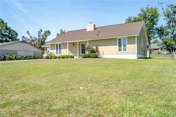 940 Brookridge Dr, Fayetteville, NC 28314