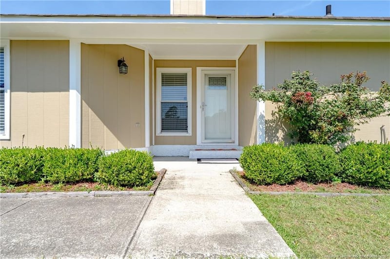 940 Brookridge Dr, Fayetteville, NC 28314