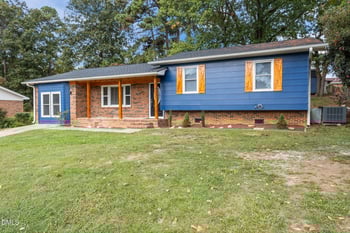 940 Carnegie Dr, Fayetteville, NC 28311