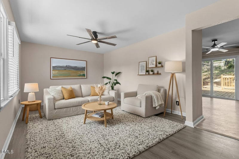 940 Carnegie Dr, Fayetteville, NC 28311