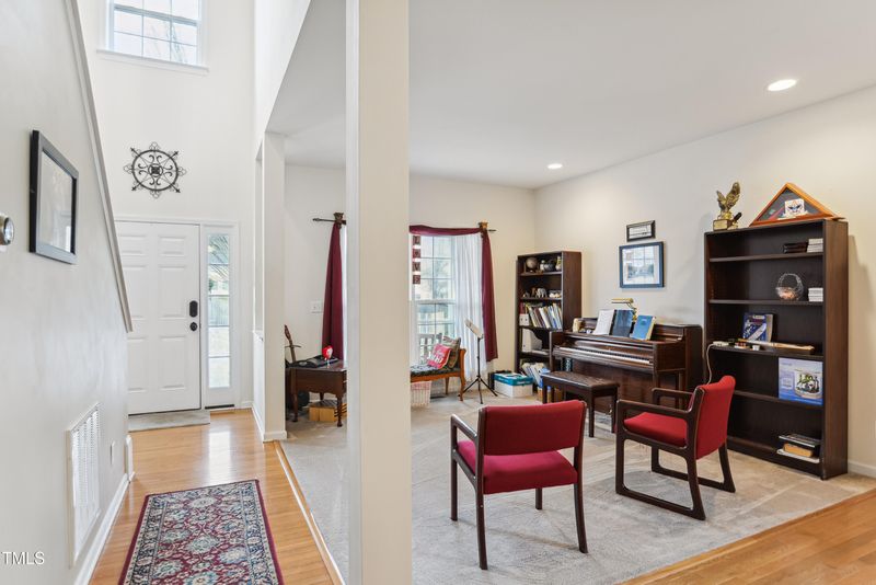 940 Fulworth Ave, Wake Forest, NC 27587