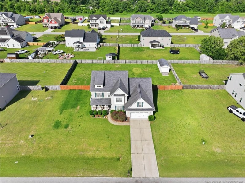 940 Pecan Grove Loop, Hope Mills, NC 28348