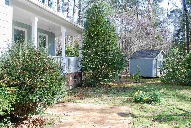 9400 Jenmar Dr, Fuquay Varina, NC 27526