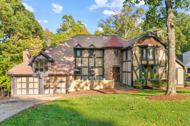 9400 Springdale Dr, Raleigh, NC 27613