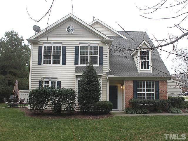 9403 Harvest Acres Ct, Raleigh, NC 27617