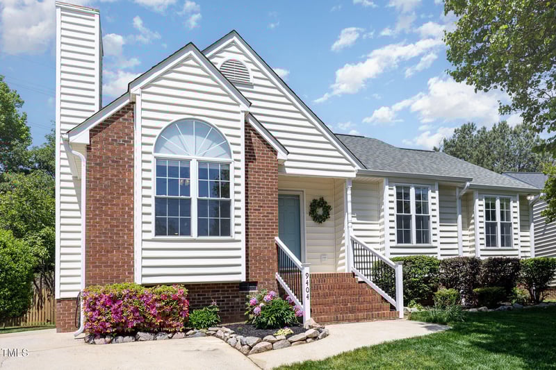 9404 Dawnshire Rd, Raleigh, NC 27615