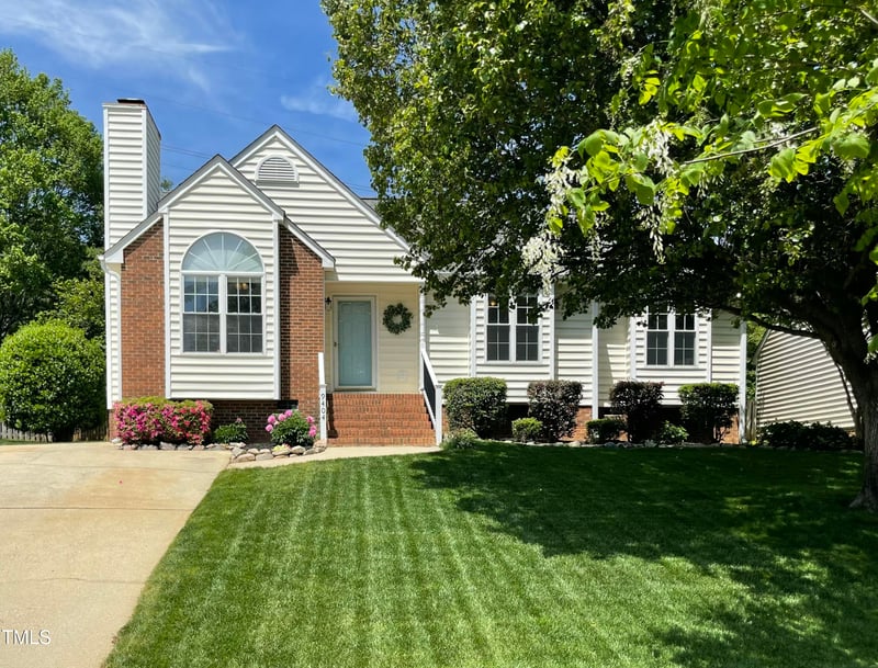 9404 Dawnshire Rd, Raleigh, NC 27615