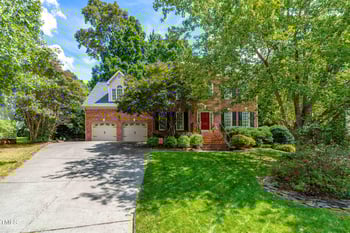 9404 Floral Ridge Ct, Raleigh, NC 27613