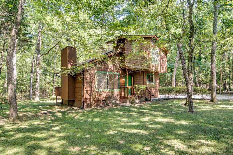 9406 Coachway Dr, Chapel Hill, NC 27516