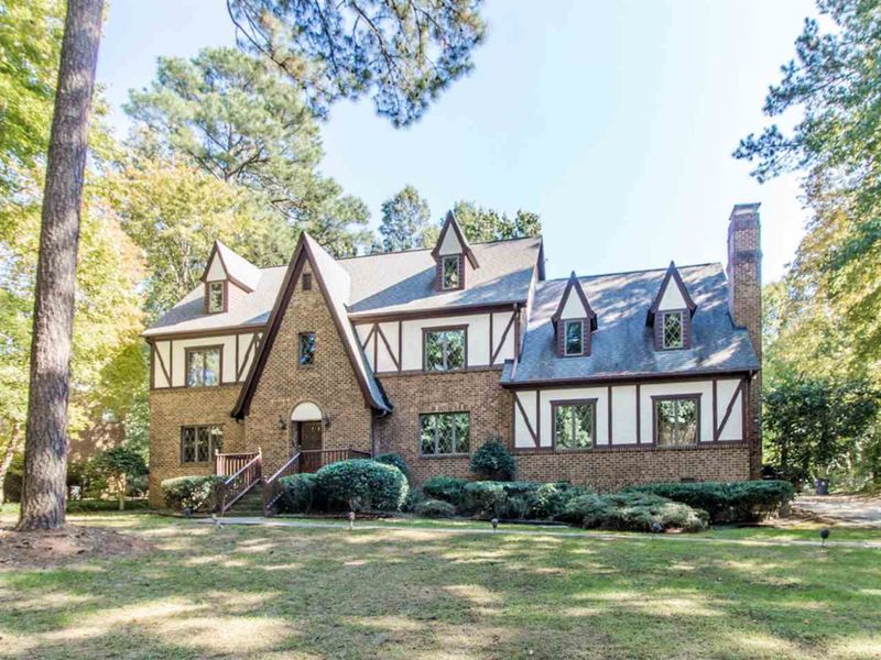 9408 Greenfield Dr, Raleigh, NC 27615
