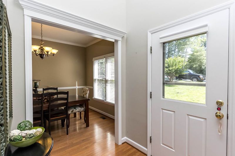 9408 Waterwood Ct, Raleigh, NC 27614