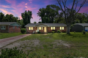 941 Louise Cir, Fayetteville, NC 28314