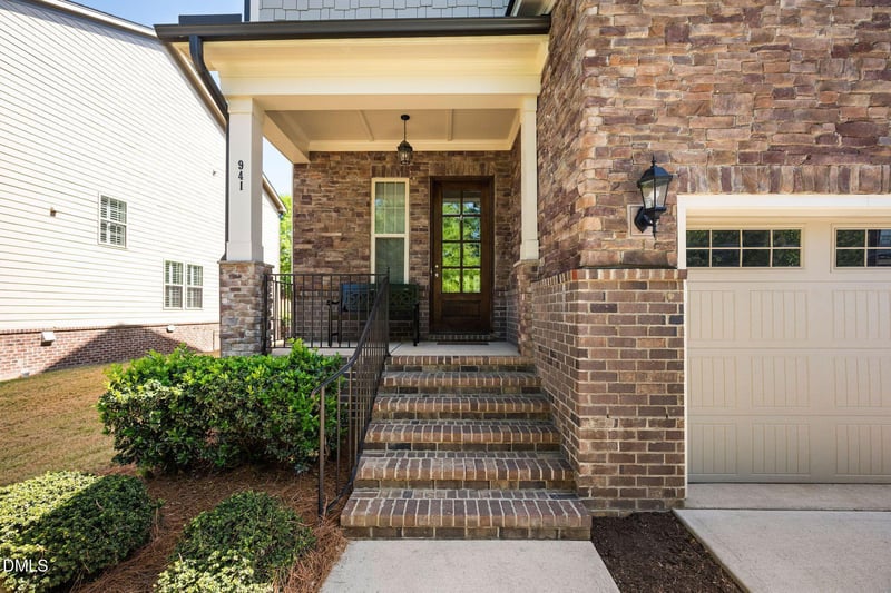 941 Regency Cottage Pl, Cary, NC 27518