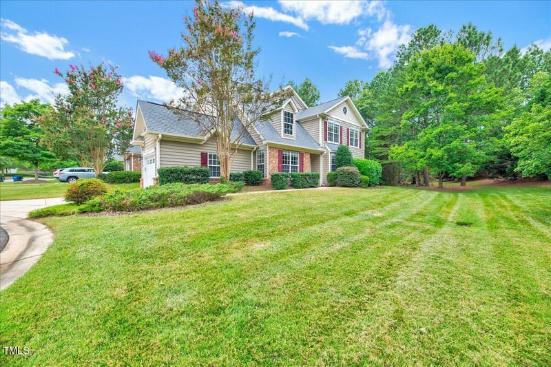 9410 Harvest Acres Ct, Raleigh, NC 27617