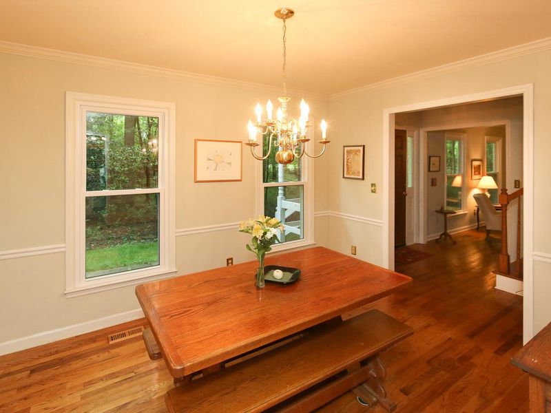9412 Laurel Springs Dr, Chapel Hill, NC 27514