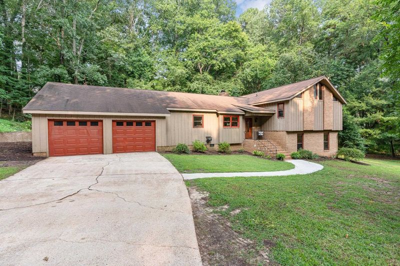 9413 Springdale Dr, Raleigh, NC 27613