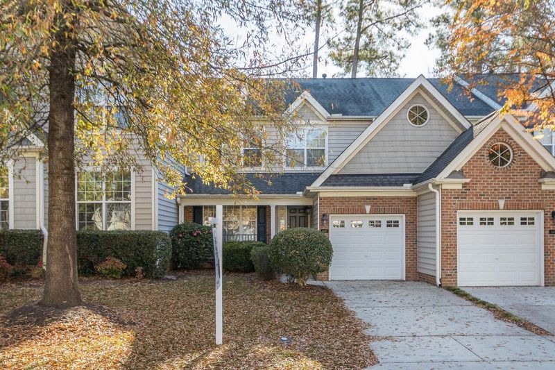 9417 Oglebay Ct, Raleigh, NC 27617