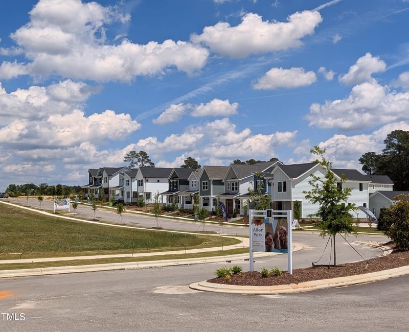 942 Allen Park Dr, Knightdale, NC 27604