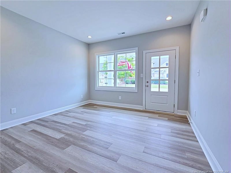 942 Kensington Park Rd, Fayetteville, NC 28311