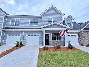 942 Kensington Park Rd, Fayetteville, NC 28311