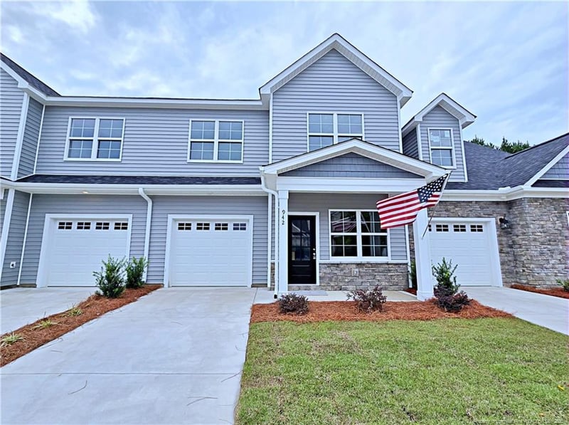 942 Kensington Park Rd, Fayetteville, NC 28311