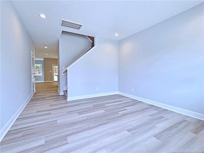 942 Kensington Park Rd, Fayetteville, NC 28311