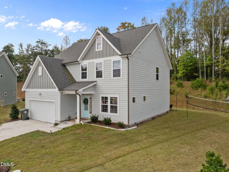942 Steep Meadow Ln, Mebane, NC 27302