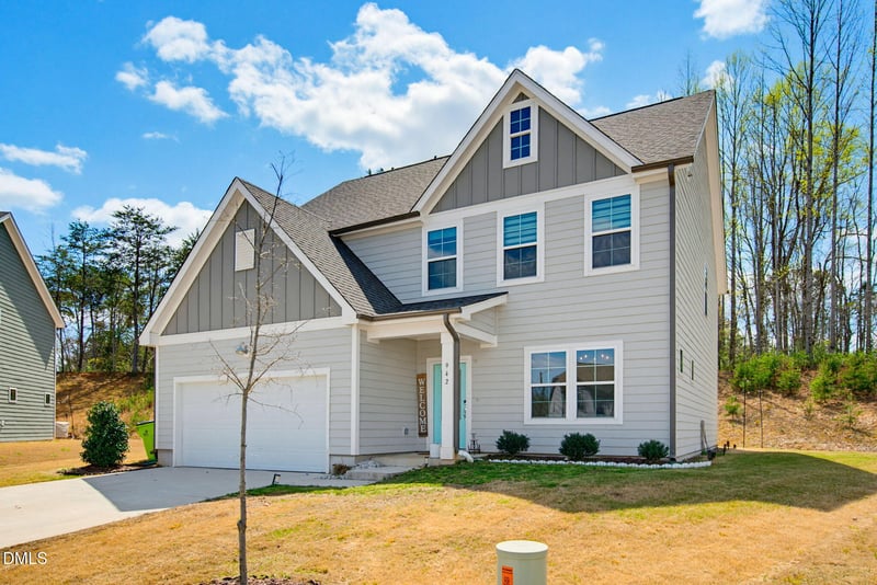 942 Steep Meadow Ln, Mebane, NC 27302