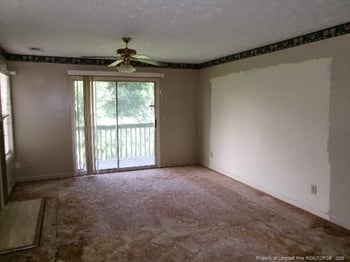 942 Stewarts Creek Dr #1, Fayetteville, NC 28314