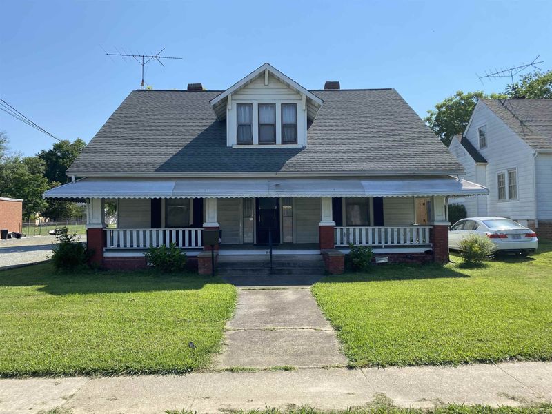 942 E Webb, Burlington, NC 27217