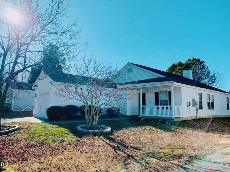 943 Homestead Park Dr, Apex, NC 27502