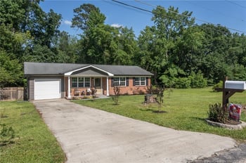 943 Louise Cir, Fayetteville, NC 28314