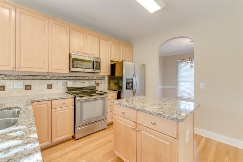 9432 White Carriage Dr, Wake Forest, NC 27587