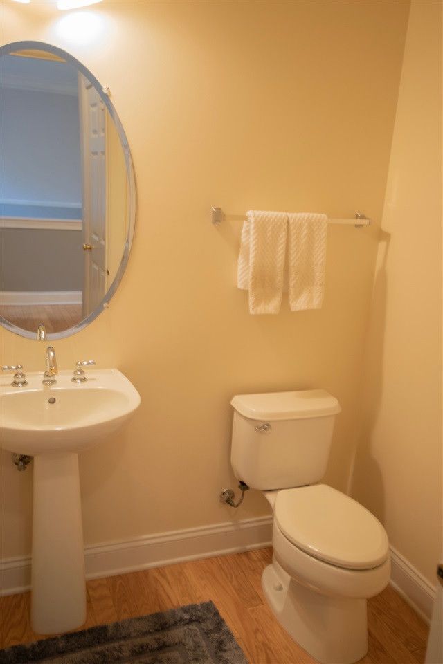 9433 Oglebay Ct, Raleigh, NC 27617