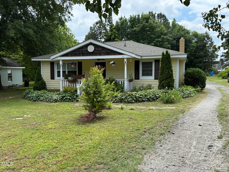 9439 Clayton Blvd, Clayton, NC 27520
