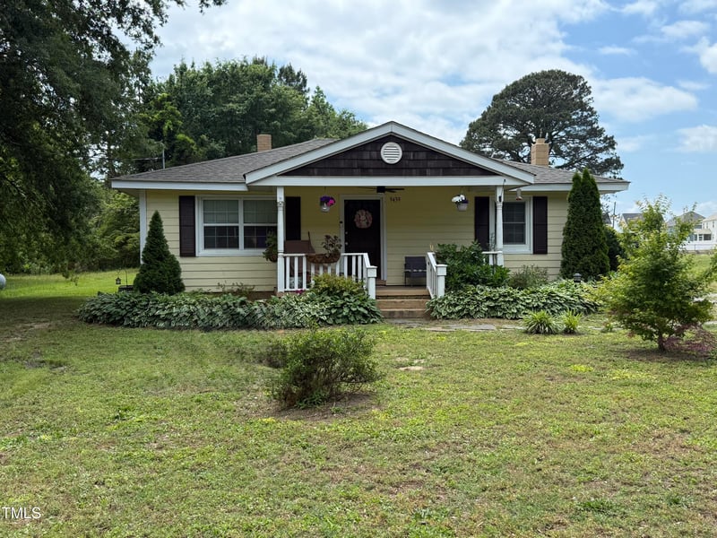 9439 Clayton Blvd, Clayton, NC 27520