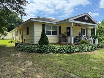 9439 Clayton Blvd, Clayton, NC 27520